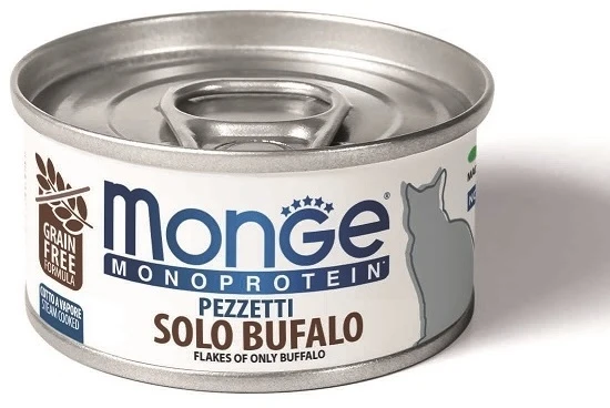 Консервы MONGE Monoprotein для взрослых кошек хлопья из мяса буйвола на пару 70013826