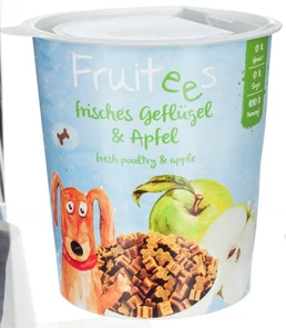 {{photo.Alt || photo.Description || 'Полувлажное лакомство для собак Bosch Fruitees с птицей и яблоком'}}