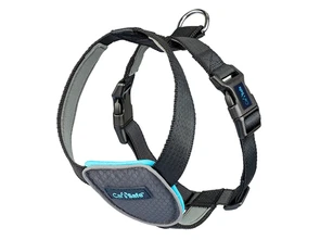 {{photo.Alt || photo.Description || 'Автомобильная шлейка для собак COA "CARSAFE Travel", размер M'}}