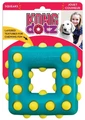 Игрушка для собак KONG Dotz квадрат с пищалкой TDD32E